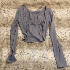 Urban long sleeve w open/strappy back